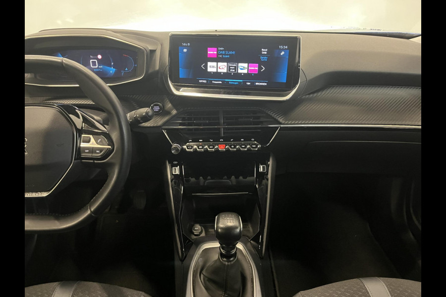 Peugeot 2008 1.2 PureTech 100pk Allure Digitale Cockpit Navigatie Climate Control Cruise Control Parkeer sensoren Lichtmetalen Velgen