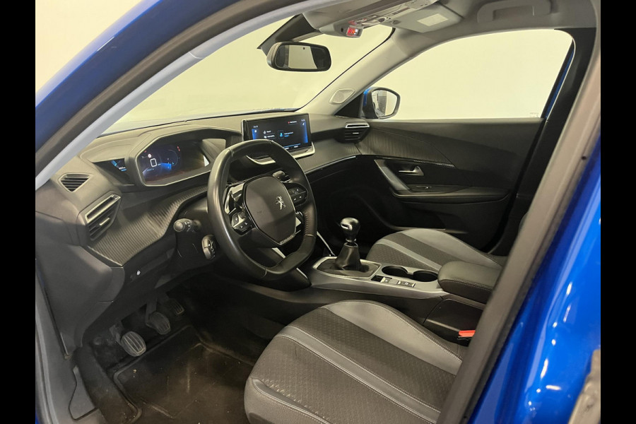 Peugeot 2008 1.2 PureTech 100pk Allure Digitale Cockpit Navigatie Climate Control Cruise Control Parkeer sensoren Lichtmetalen Velgen