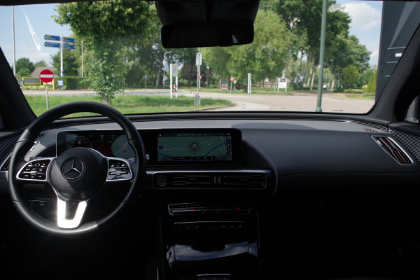 Mercedes-Benz EQC 400 4MATIC 408 PK Premium Plus 80 kWh, Panorama Dak, Burmester, 21 inch, LED