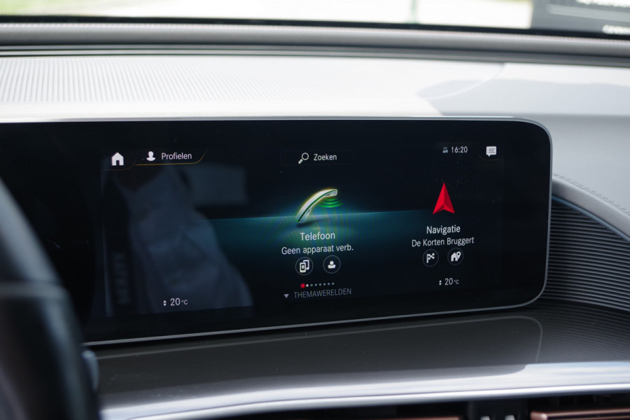Mercedes-Benz EQC 400 4MATIC 408 PK Premium Plus 80 kWh, Panorama Dak, Burmester, 21 inch, LED