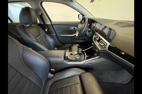 BMW 3 Serie Touring 330e 292PK Sportline Aut-8 Leder Vernasca Ambiente Verlichting Trekhaak PDC VA Navi Cruise Control Live cockpit Plus