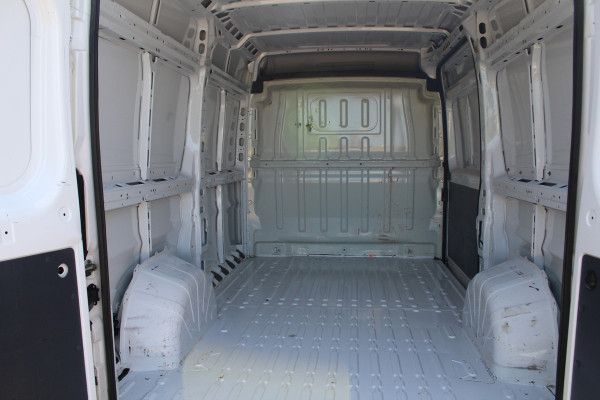Fiat Ducato 35H 2.3 MultiJet 130PK Euro6 L2H2 ✓ 3-zits ✓ Climate control ✓ Navigatie / Camera ✓ Cruise