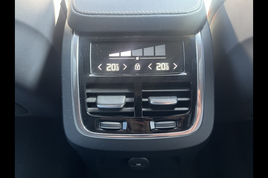 Volvo XC90 2.0 T8 Recharge AWD R-Design | Long Range | Zwenkbare Trekhaak | Harman Kardon | Adaptieve cruise | Apple carplay |
