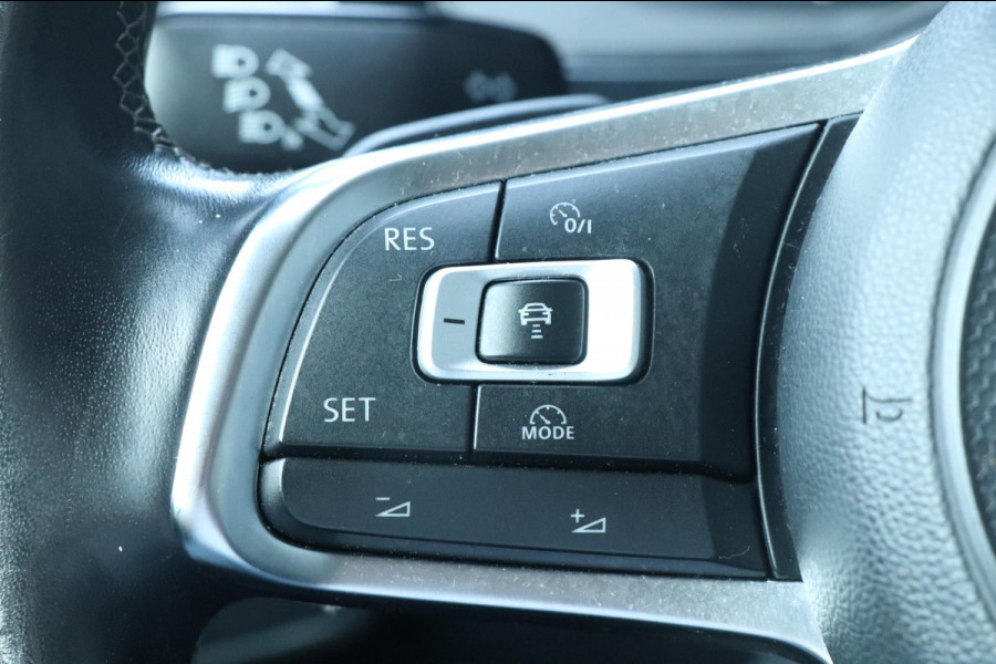 Volkswagen Polo 1.0 TSI R-Line | Navi - DSG