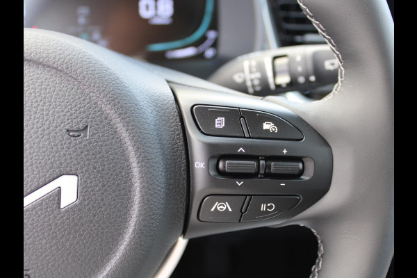 Kia Stonic 1.0 T-GDi MHEV DynamicPlusLine | NIEUWE AUTO | DIRECT RIJDEN | AUTOMAAT | Navigatie | Achteruitrijcamera | Stoel en stuurverwarming |