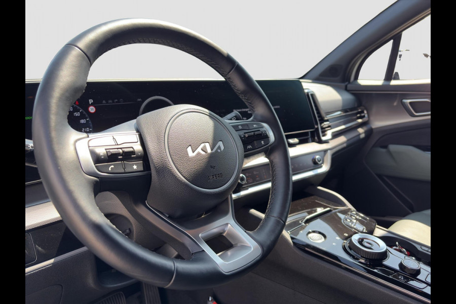Kia Sportage 1.6 T-GDi Hybrid Dark Edition | Elektr. Stoelen | Adapt. Cruise | Stoel- en Stuurverwarming | Navi |