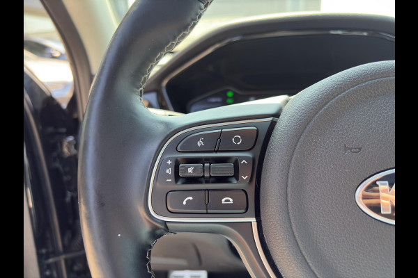 Kia Niro 1.6 GDi Hybrid ExecutiveLine HUD | Stoelverwarming & Verkoeling | Schuif/Kanteldak | Camera | Cruise | Leder | Geheugen Functie Stoelen | Apple Carplay & Android Auto |