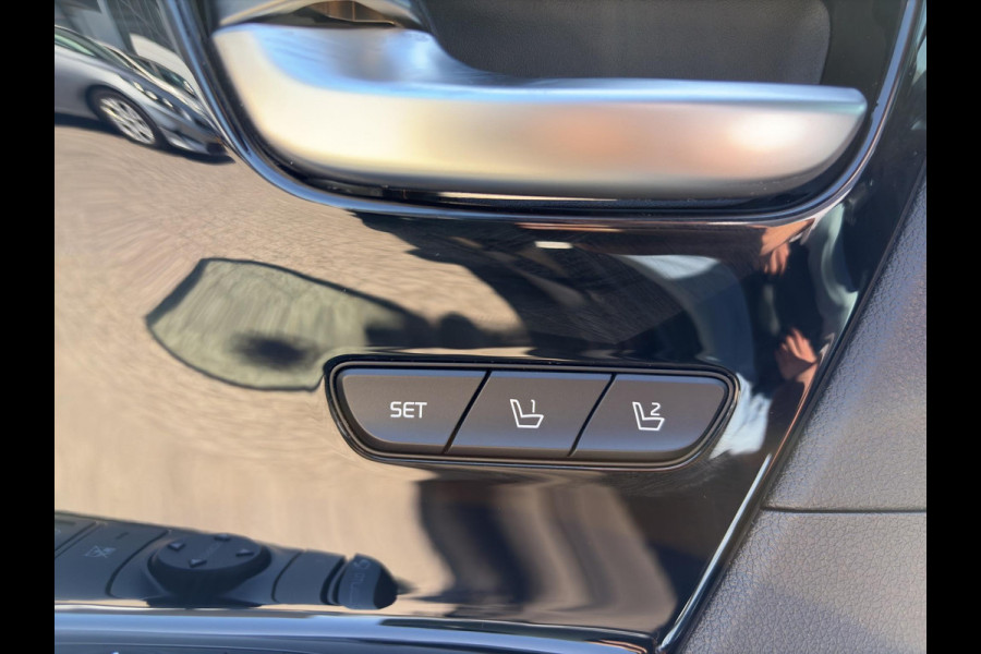 Kia Niro 1.6 GDi Hybrid ExecutiveLine HUD | Stoelverwarming & Verkoeling | Schuif/Kanteldak | Camera | Cruise | Leder | Geheugen Functie Stoelen | Apple Carplay & Android Auto |