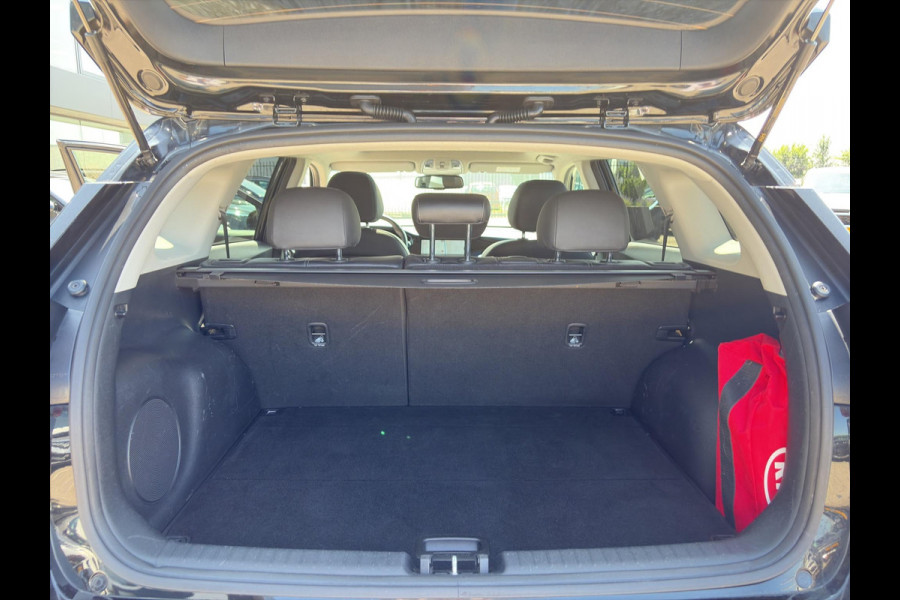 Kia Niro 1.6 GDi Hybrid ExecutiveLine HUD | Stoelverwarming & Verkoeling | Schuif/Kanteldak | Camera | Cruise | Leder | Geheugen Functie Stoelen | Apple Carplay & Android Auto |