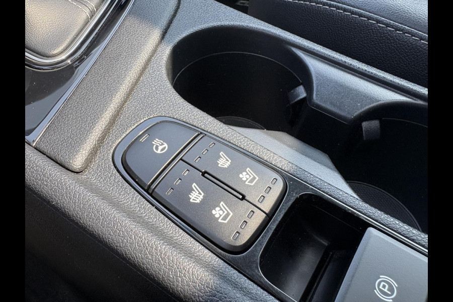 Kia Niro 1.6 GDi Hybrid ExecutiveLine HUD | Stoelverwarming & Verkoeling | Schuif/Kanteldak | Camera | Cruise | Leder | Geheugen Functie Stoelen | Apple Carplay & Android Auto |