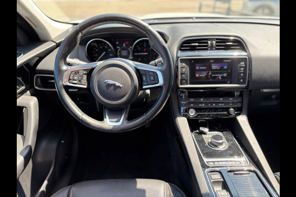 Jaguar F-Pace 2.0 Portfolio AWD 20d | Panoramadak