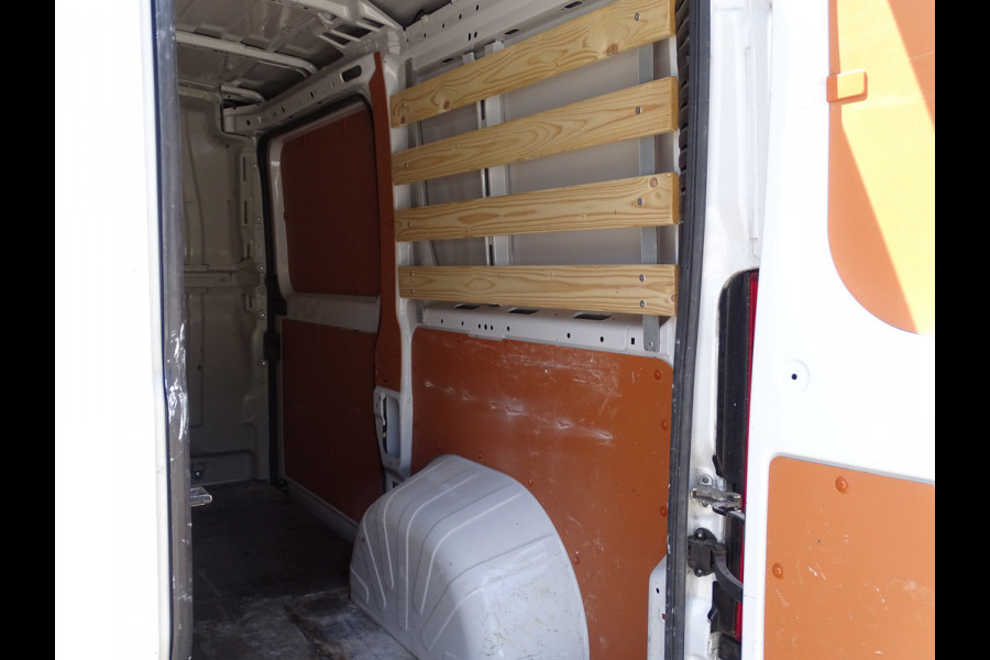 Fiat Ducato 2.3 MultiJet L1H1 Imperiaal + Trekhaak