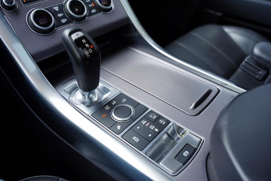 Land Rover Range Rover Sport 3.0 TDV6 HSE Dynamic Panoramadak