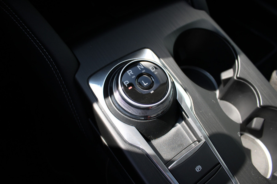 Ford Kuga 2.5 PHEV Active X Nieuw Voorraad | Trekhaak | Winterpakket | Technology pack | BLIS | Navigatie | Head-up