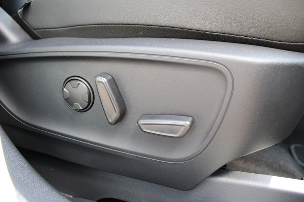 Ford Kuga 2.5 PHEV Active X Nieuw Voorraad | Trekhaak | Winterpakket | Technology pack | BLIS | Navigatie | Head-up