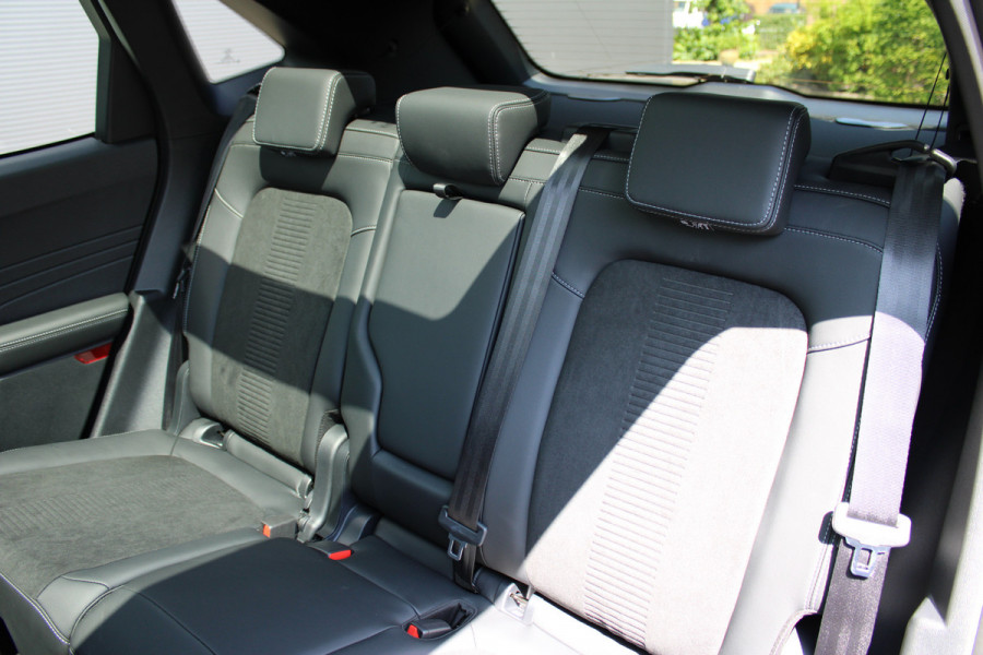 Ford Kuga 2.5 PHEV Active X Nieuw Voorraad | Trekhaak | Winterpakket | Technology pack | BLIS | Navigatie | Head-up