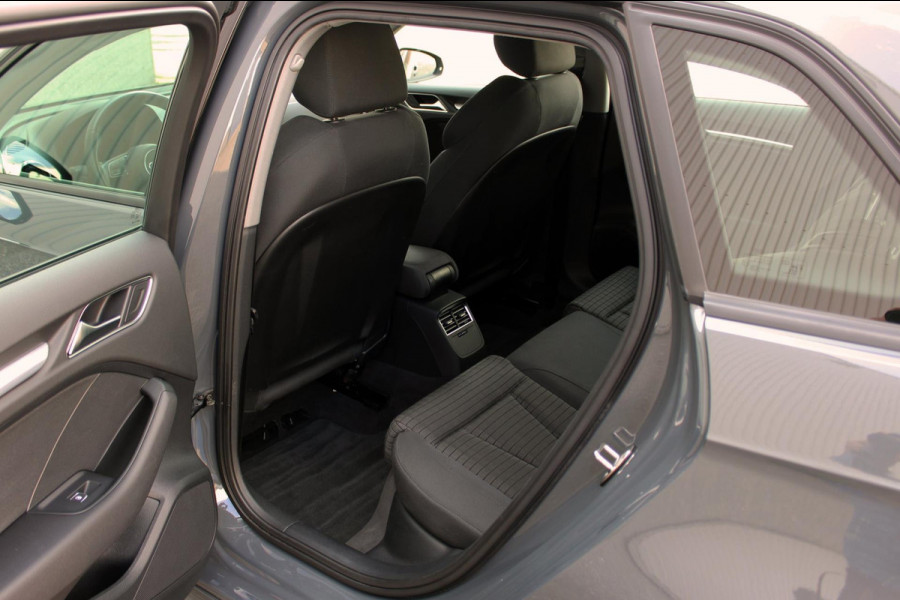 Audi A3 Sportback 35 TFSI S Tronic Aut. Ambition S Line Edition Virtual, MMI+, ACC