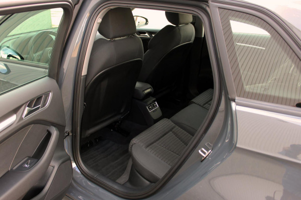 Audi A3 Sportback 35 TFSI S Tronic Aut. Ambition S Line Edition Virtual, MMI+, ACC
