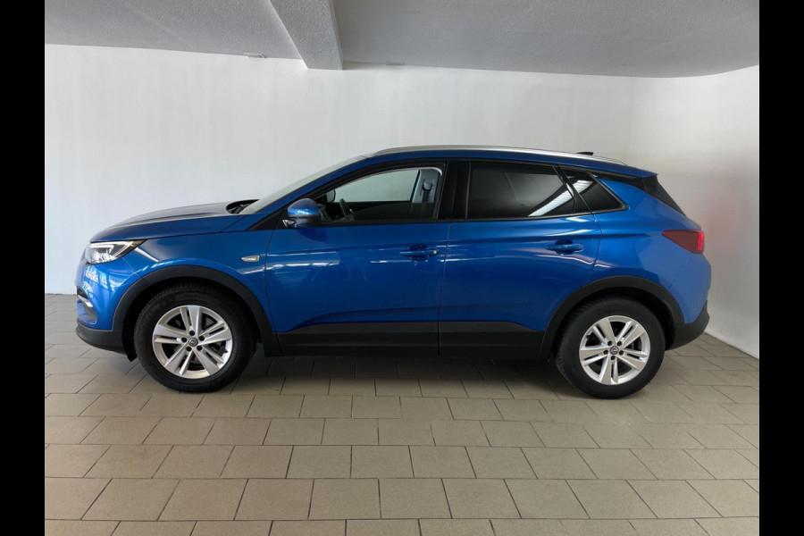 Opel Grandland X 1.2 Turbo Business + AIRCO NAVI CRUISE BLUEOOTH APPLE CARPLAY ELEK RAMEN CENT VERG VELGEN NIEUWSTAAT
