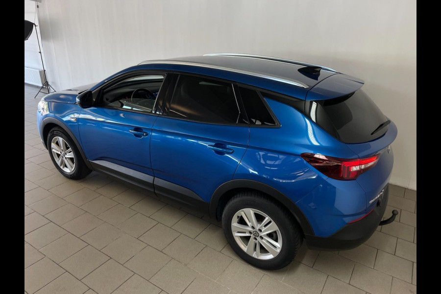 Opel Grandland X 1.2 Turbo Business + AIRCO NAVI CRUISE BLUEOOTH APPLE CARPLAY ELEK RAMEN CENT VERG VELGEN NIEUWSTAAT