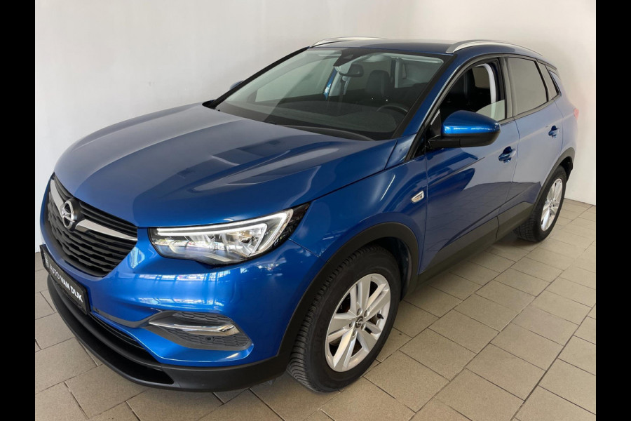 Opel Grandland X 1.2 Turbo Business + AIRCO NAVI CRUISE BLUEOOTH APPLE CARPLAY ELEK RAMEN CENT VERG VELGEN NIEUWSTAAT