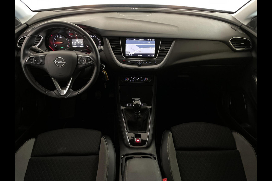 Opel Grandland X 1.2 Turbo Business + AIRCO NAVI CRUISE BLUEOOTH APPLE CARPLAY ELEK RAMEN CENT VERG VELGEN NIEUWSTAAT