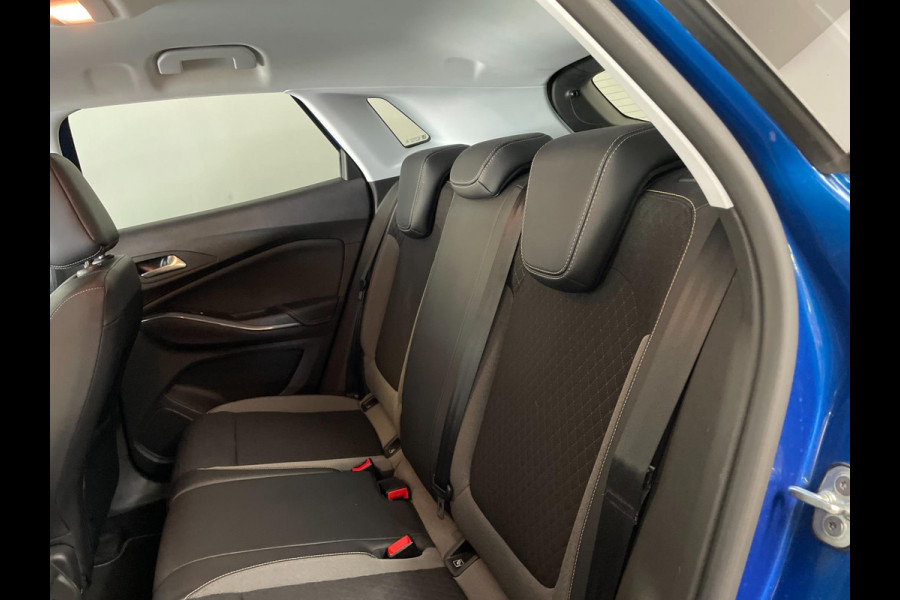 Opel Grandland X 1.2 Turbo Business + AIRCO NAVI CRUISE BLUEOOTH APPLE CARPLAY ELEK RAMEN CENT VERG VELGEN NIEUWSTAAT