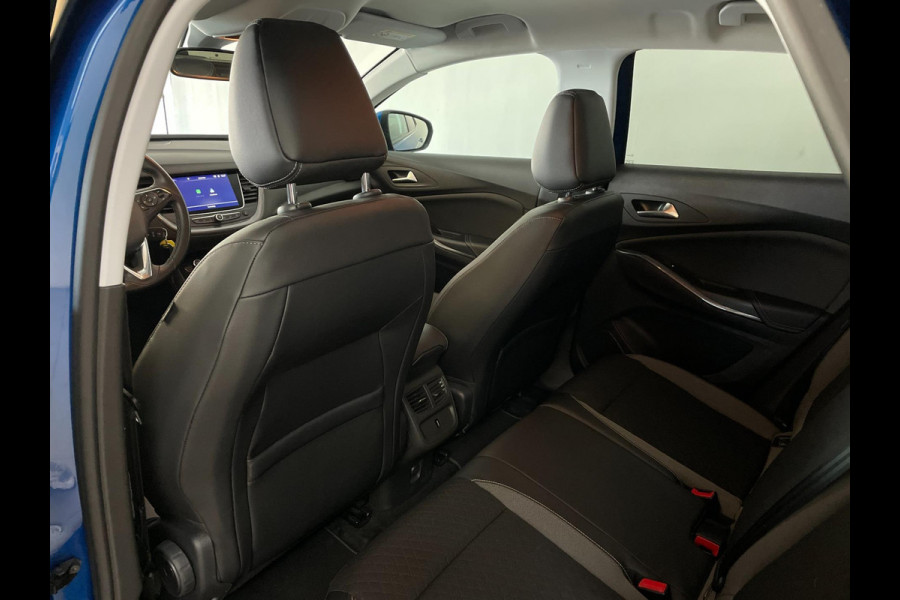 Opel Grandland X 1.2 Turbo Business + AIRCO NAVI CRUISE BLUEOOTH APPLE CARPLAY ELEK RAMEN CENT VERG VELGEN NIEUWSTAAT
