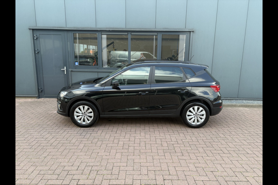 Seat Arona 1.0 TSi Style Business Intense KEYLESS/CAMERA/NAVI/CARPLAY/ADAPT.CRUISE/PDC