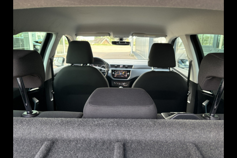 Seat Arona 1.0 TSi Style Business Intense KEYLESS/CAMERA/NAVI/CARPLAY/ADAPT.CRUISE/PDC