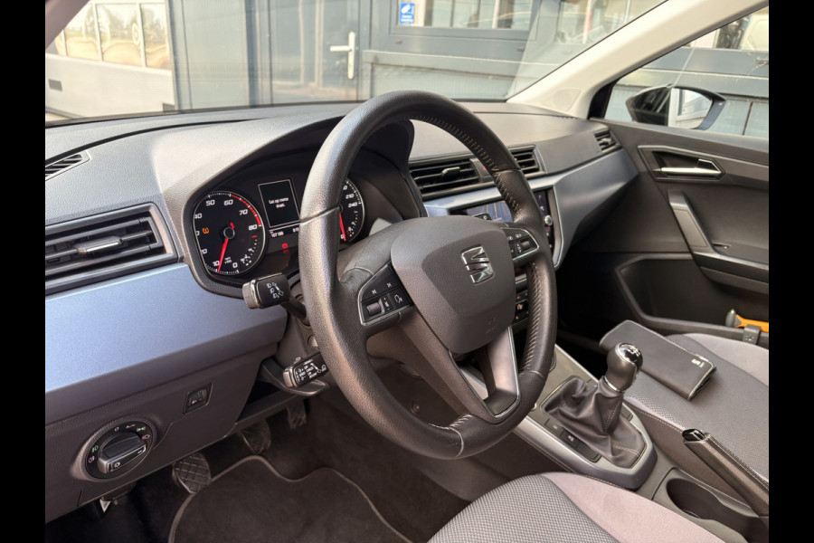 Seat Arona 1.0 TSi Style Business Intense KEYLESS/CAMERA/NAVI/CARPLAY/ADAPT.CRUISE/PDC