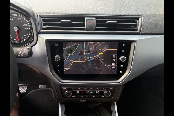 Seat Arona 1.0 TSi Style Business Intense KEYLESS/CAMERA/NAVI/CARPLAY/ADAPT.CRUISE/PDC