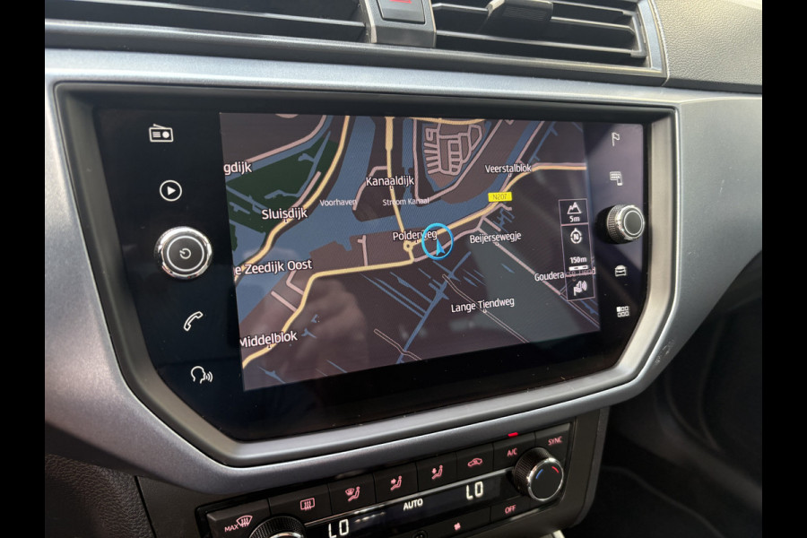 Seat Arona 1.0 TSi Style Business Intense KEYLESS/CAMERA/NAVI/CARPLAY/ADAPT.CRUISE/PDC