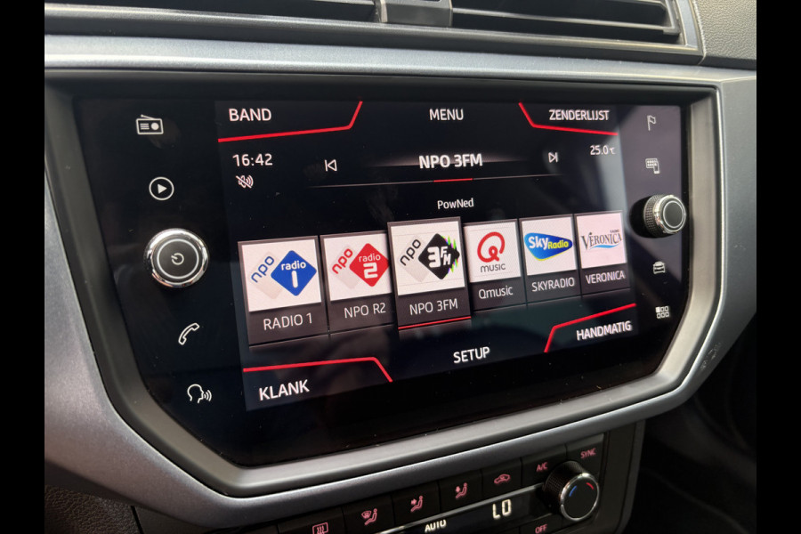 Seat Arona 1.0 TSi Style Business Intense KEYLESS/CAMERA/NAVI/CARPLAY/ADAPT.CRUISE/PDC