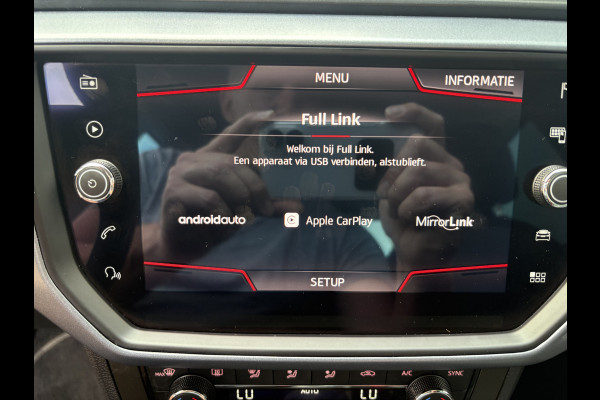 Seat Arona 1.0 TSi Style Business Intense KEYLESS/CAMERA/NAVI/CARPLAY/ADAPT.CRUISE/PDC