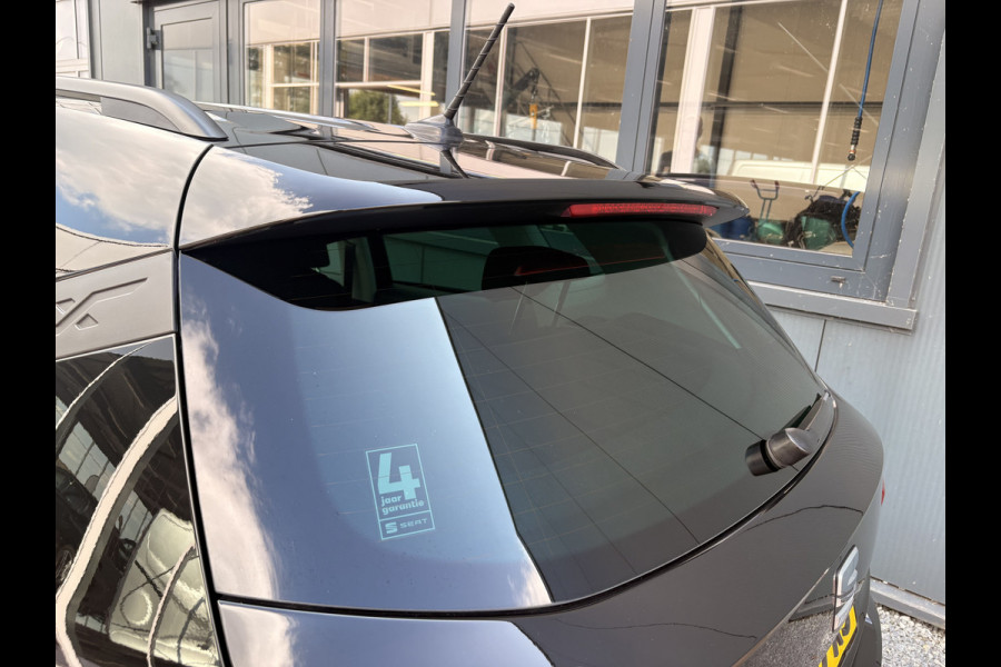 Seat Arona 1.0 TSi Style Business Intense KEYLESS/CAMERA/NAVI/CARPLAY/ADAPT.CRUISE/PDC