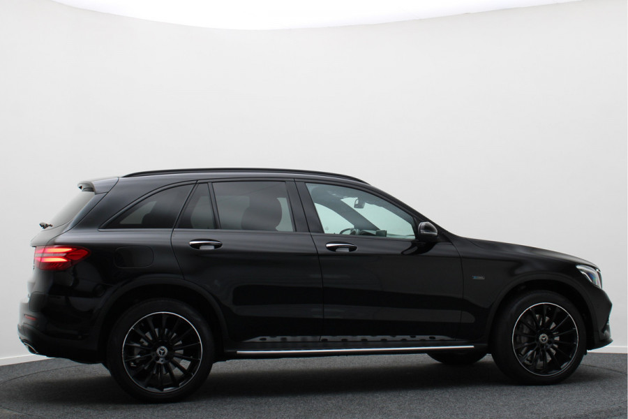 Mercedes-Benz GLC 350e 4MATIC Premium Plus AMG Leer, Head-up, Camera, Cruise, Navigatie, Bluetooth, 20''