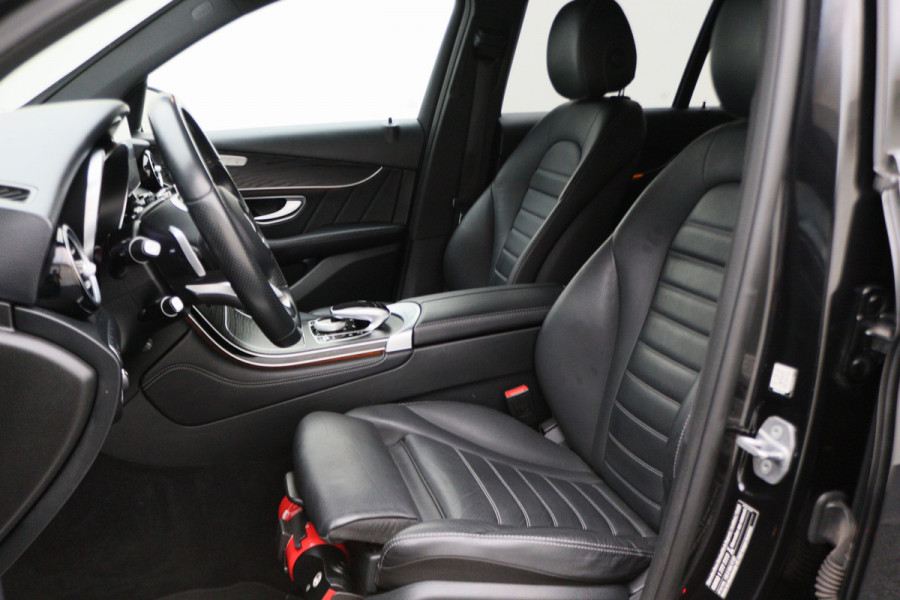 Mercedes-Benz GLC 350e 4MATIC Premium Plus AMG Leer, Head-up, Camera, Cruise, Navigatie, Bluetooth, 20''