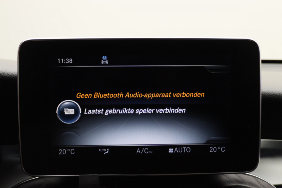 Mercedes-Benz GLC 350e 4MATIC Premium Plus AMG Leer, Head-up, Camera, Cruise, Navigatie, Bluetooth, 20''