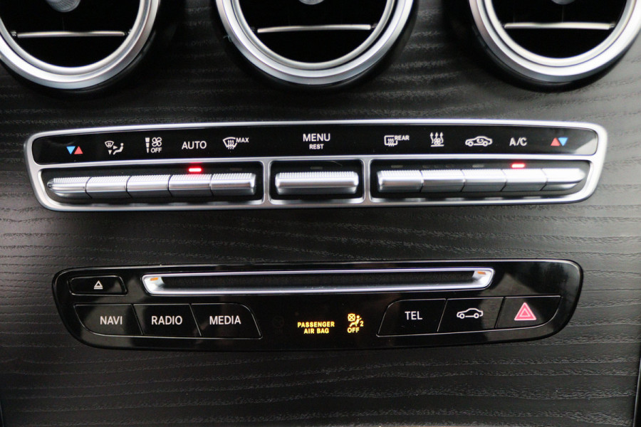 Mercedes-Benz GLC 350e 4MATIC Premium Plus AMG Leer, Head-up, Camera, Cruise, Navigatie, Bluetooth, 20''