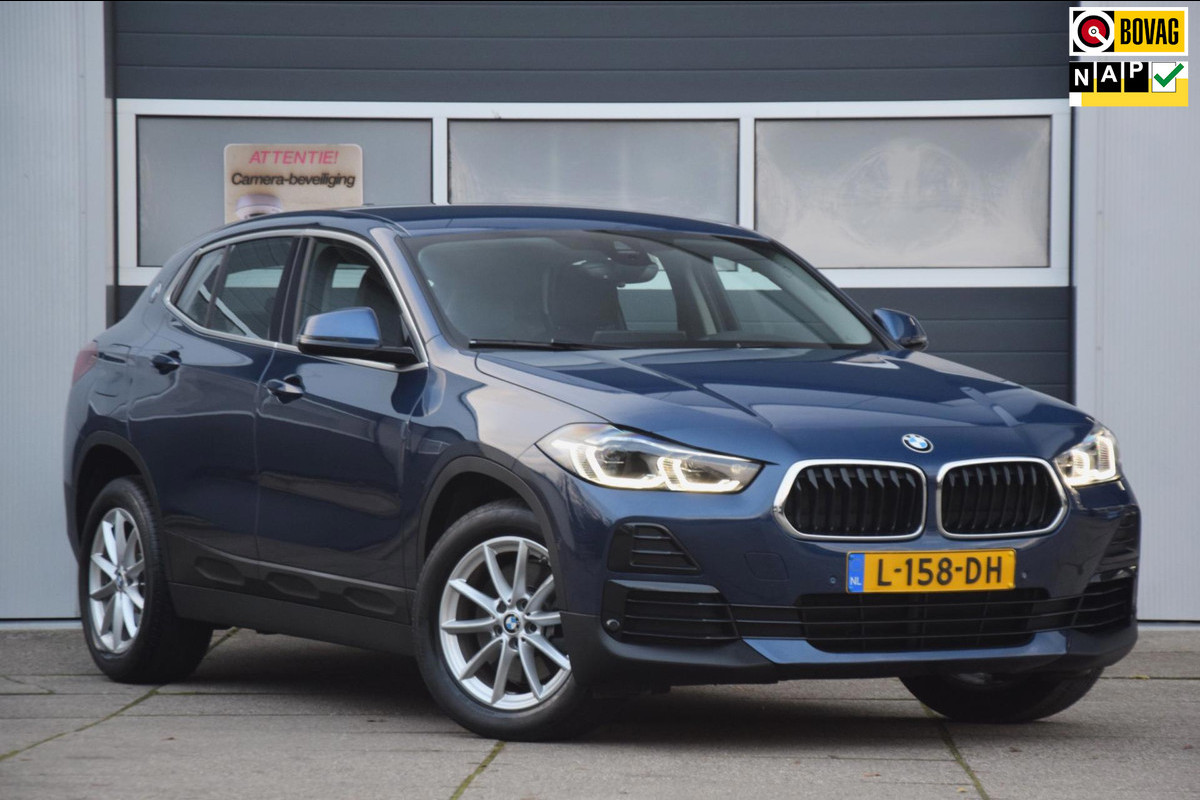 BMW X2 SDrive20i High Executive CAMERA/17" VELGEN/LEDEREN BEKLEDING BMW X2 SDrive20i High Executive CAMERA/17" VELGEN/LEDEREN BEKLEDING