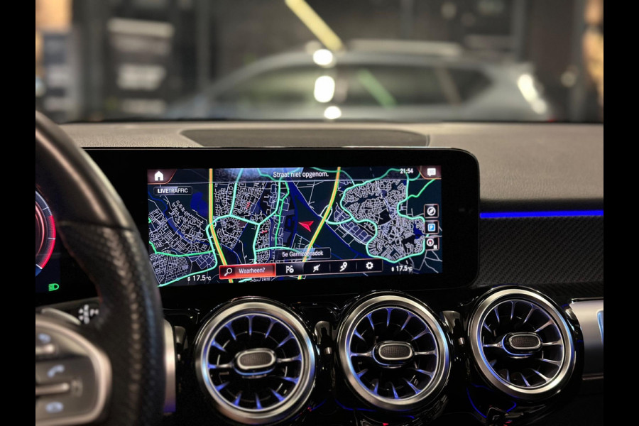Mercedes-Benz Glb 200 AMG|PANO|SFEER|MEMORY|BOMVOL!