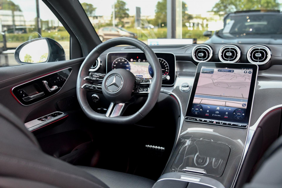 Mercedes-Benz GLC 400e 4MATIC AMG. Pano, Distro+, Memory, Digital, HUD, 360, Trekh, Leder, Carbon, Keyless, 20''!