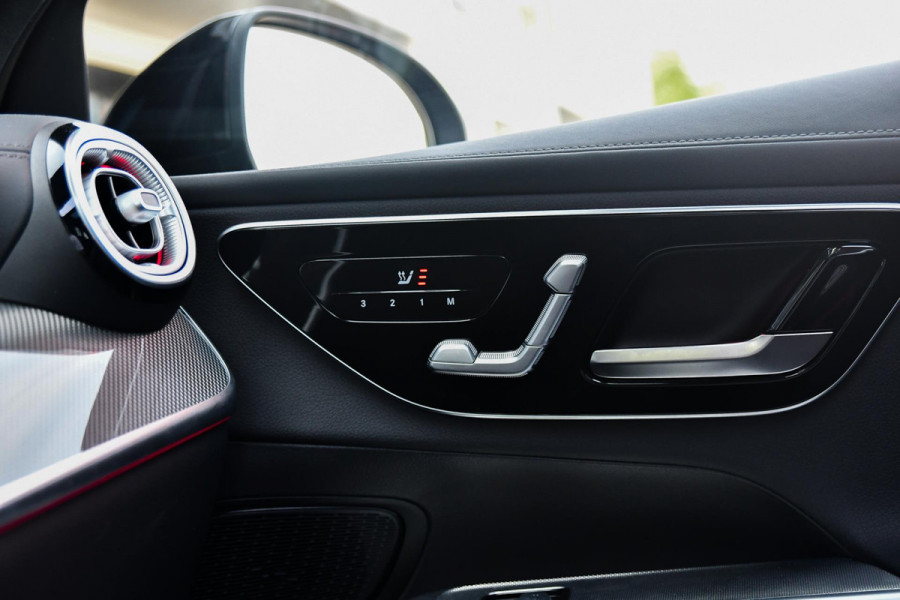 Mercedes-Benz GLC 400e 4MATIC AMG. Pano, Distro+, Memory, Digital, HUD, 360, Trekh, Leder, Carbon, Keyless, 20''!