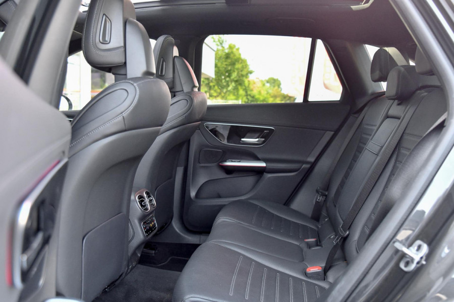 Mercedes-Benz GLC 400e 4MATIC AMG. Pano, Distro+, Memory, Digital, HUD, 360, Trekh, Leder, Carbon, Keyless, 20''!