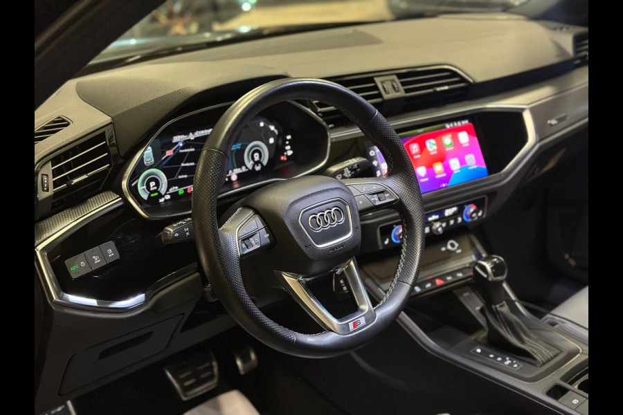 Audi Q3 45 TFSI e 3X S-Line|PANO|LEDER|BOMVOL