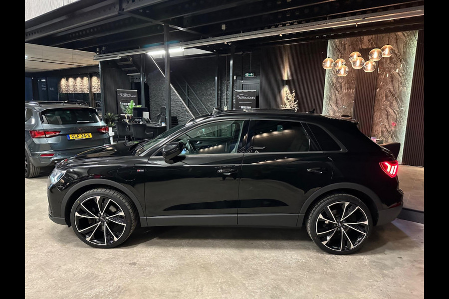 Audi Q3 45 TFSI e 3X S-Line|PANO|LEDER|BOMVOL