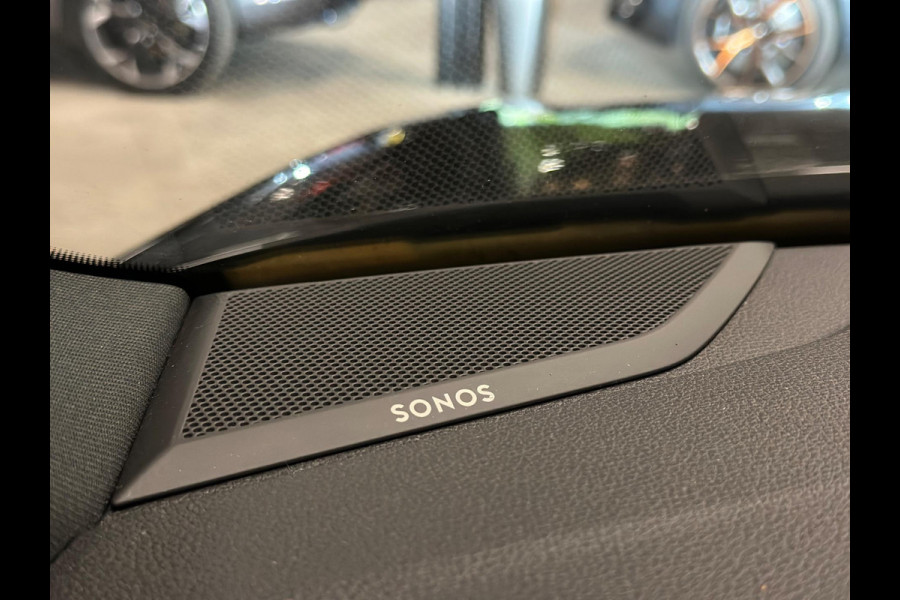 Audi Q3 45 TFSI e 3X S-Line|PANO|LEDER|BOMVOL