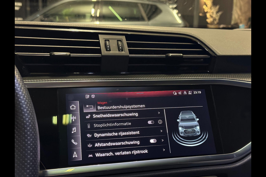 Audi Q3 45 TFSI e 3X S-Line|PANO|LEDER|BOMVOL