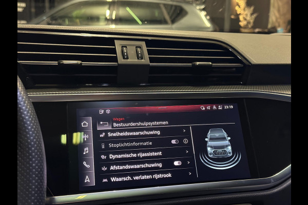 Audi Q3 45 TFSI e 3X S-Line|PANO|LEDER|BOMVOL